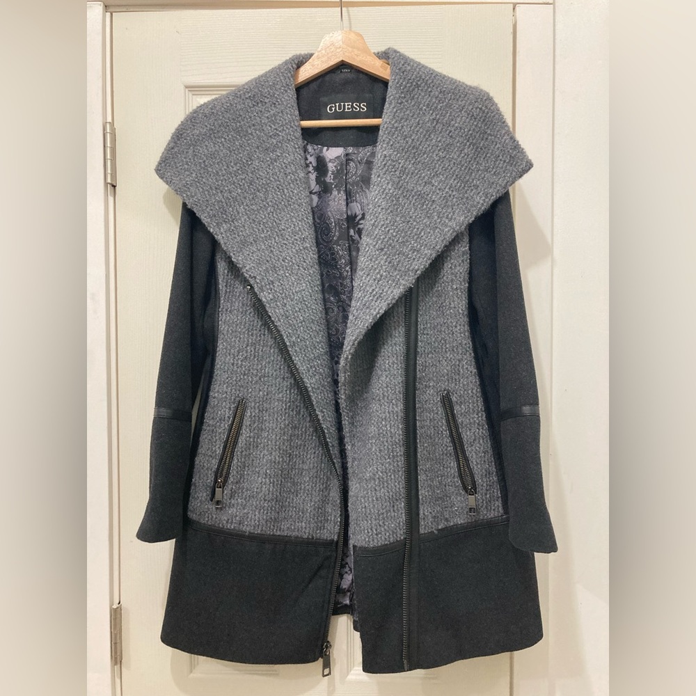 guess women’s winter coat (small)